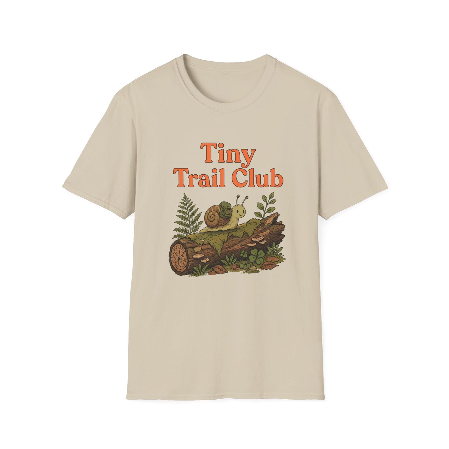 חולצת טישרט Tiny Trail Club חילזון – הדפסה על חולצות באיכות פרימיום