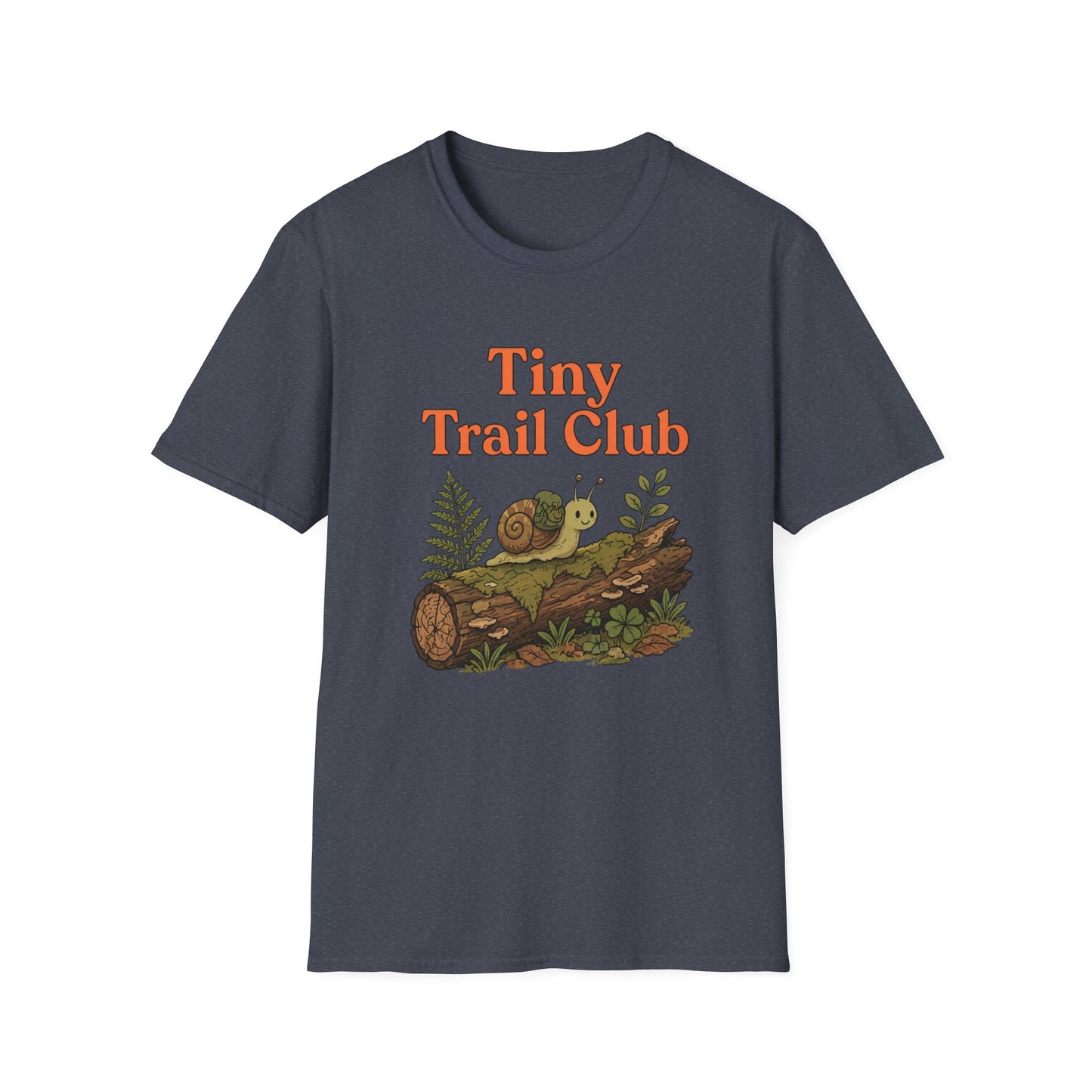 חולצת טישרט Tiny Trail Club חילזון – הדפסה על חולצות באיכות פרימיום