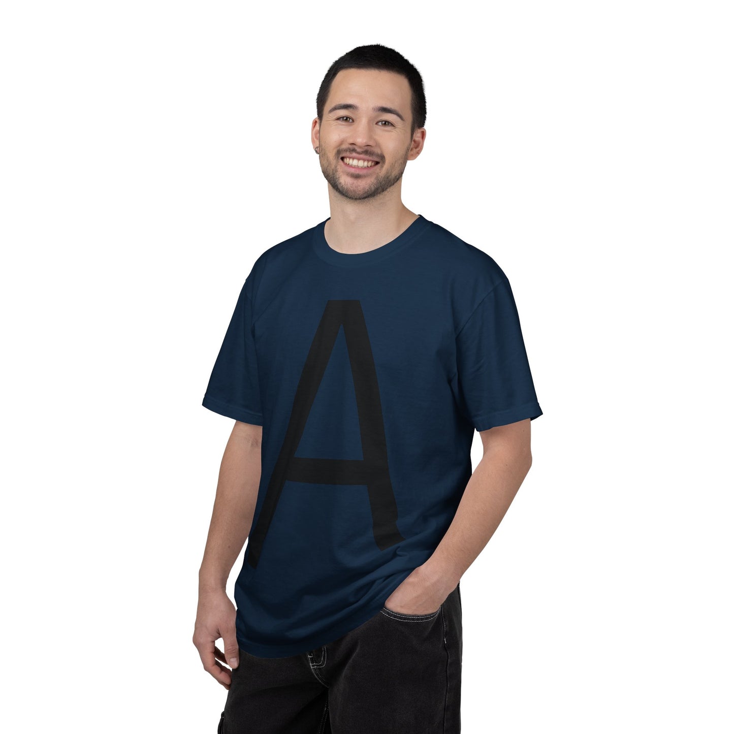 חולצת טי אות A בעיצוב מינימליסטי - Monogram T-Shirt | אלרון פרינט